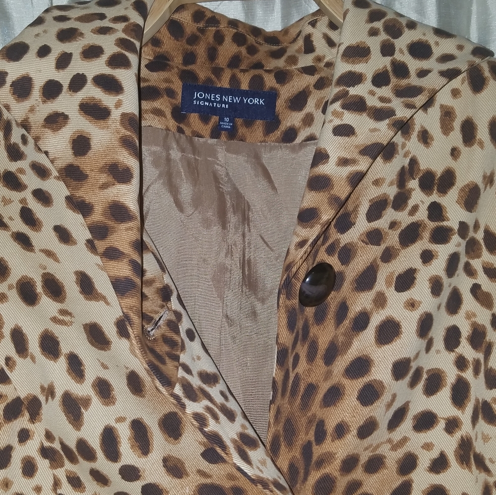Jones New York blazer leopard